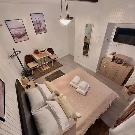 Calimero Apartment